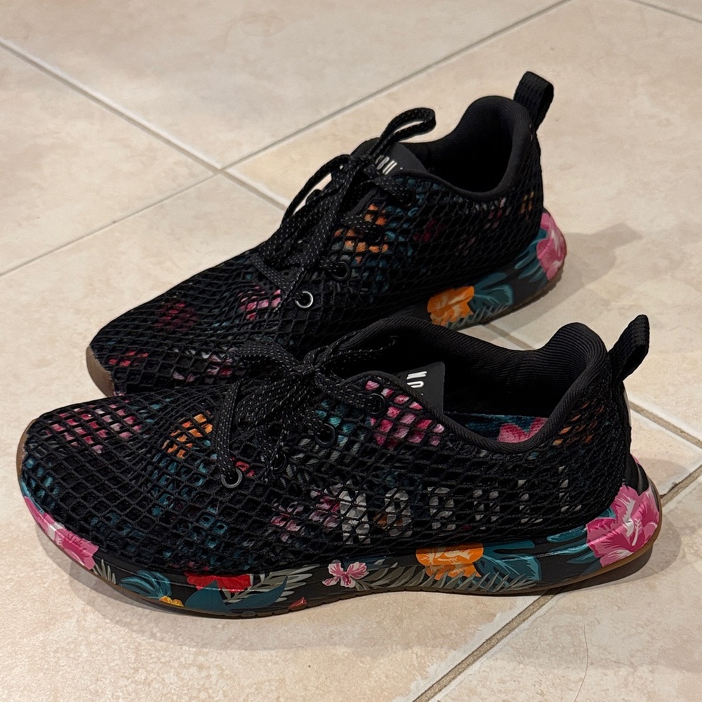 NOBULL Black Floral Women's Shoes 9